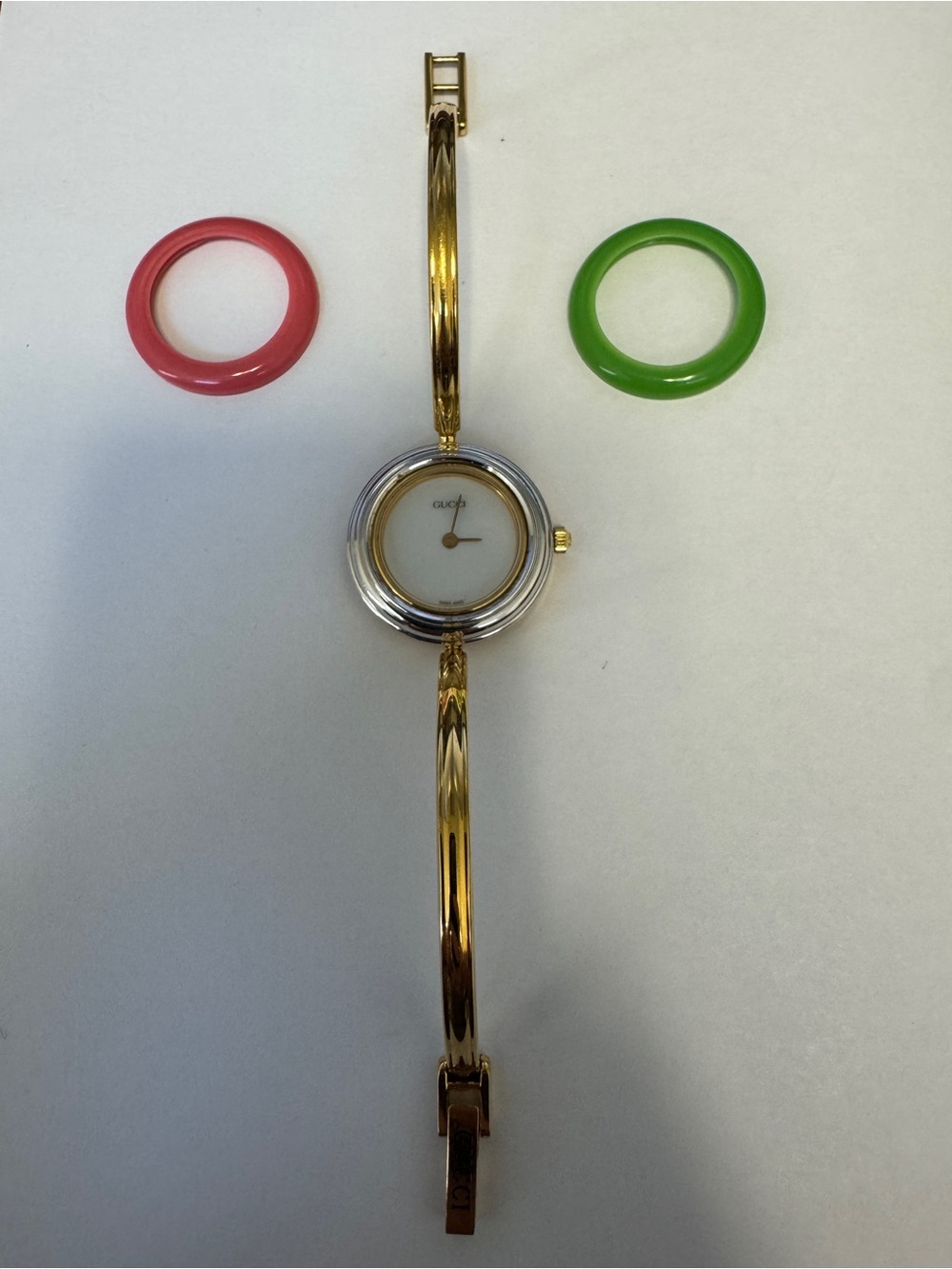 Vintage Gucci Bezel Watch • Swiss Made • Gold Tone • 3 Extra Bezels
